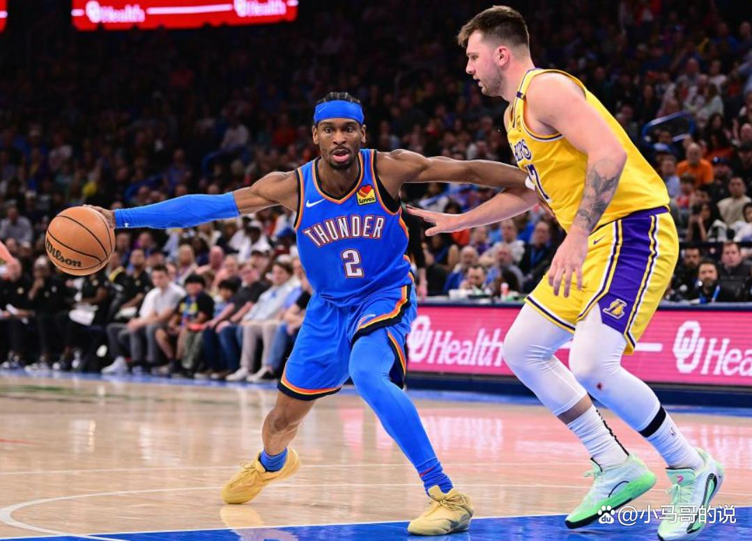 开云体育-今晚突围战来临，俄克拉荷马雷霆围绕欧联篮板制胜，震撼外界，轮换策略成焦点的简单介绍